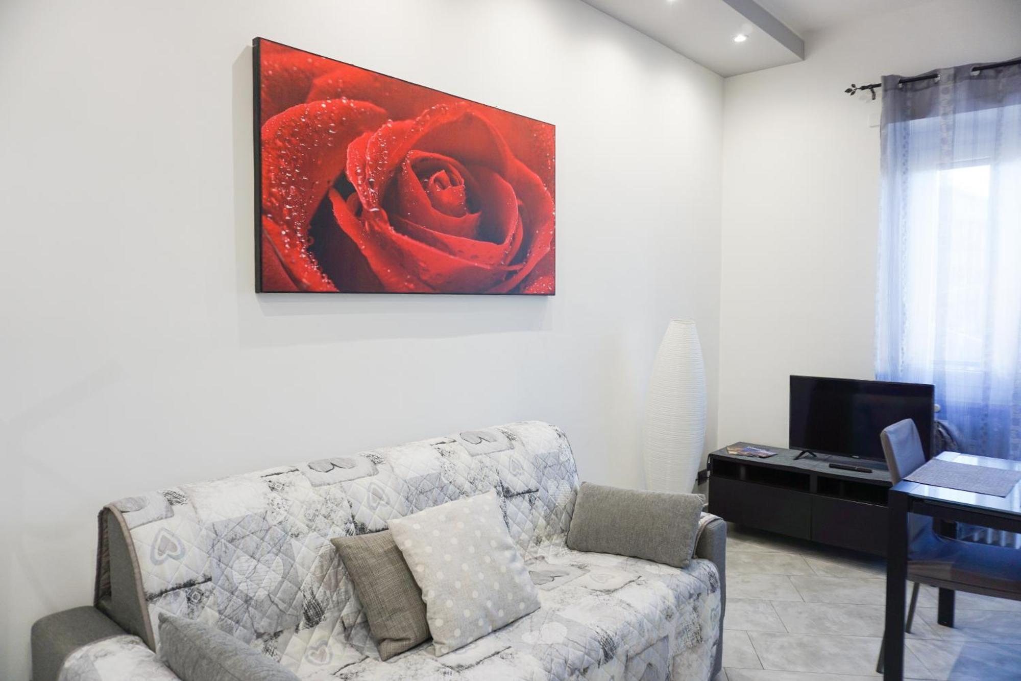 Metro Apartment